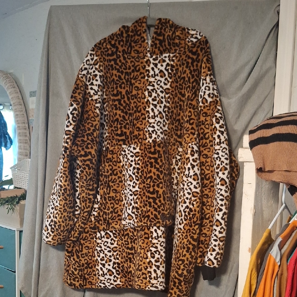 Brown and Black Teddy Jacket with Plush Texture